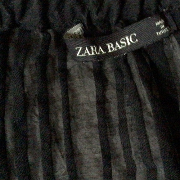 Zara Zip-up Bomber Jacket with drawstring. - Picture 5 of 7